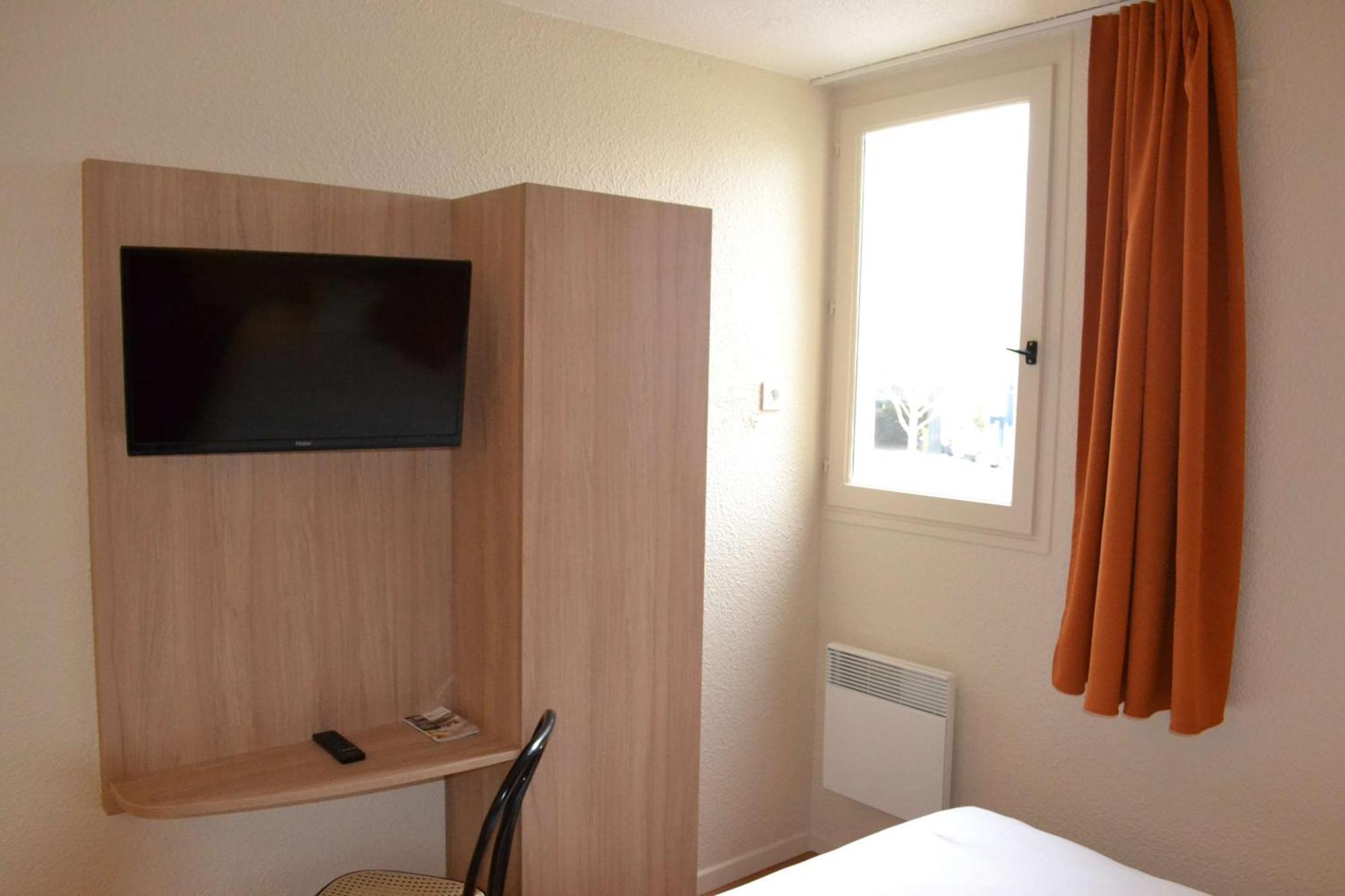 Brit Hotel Essentiel Tours Nord Exterior foto