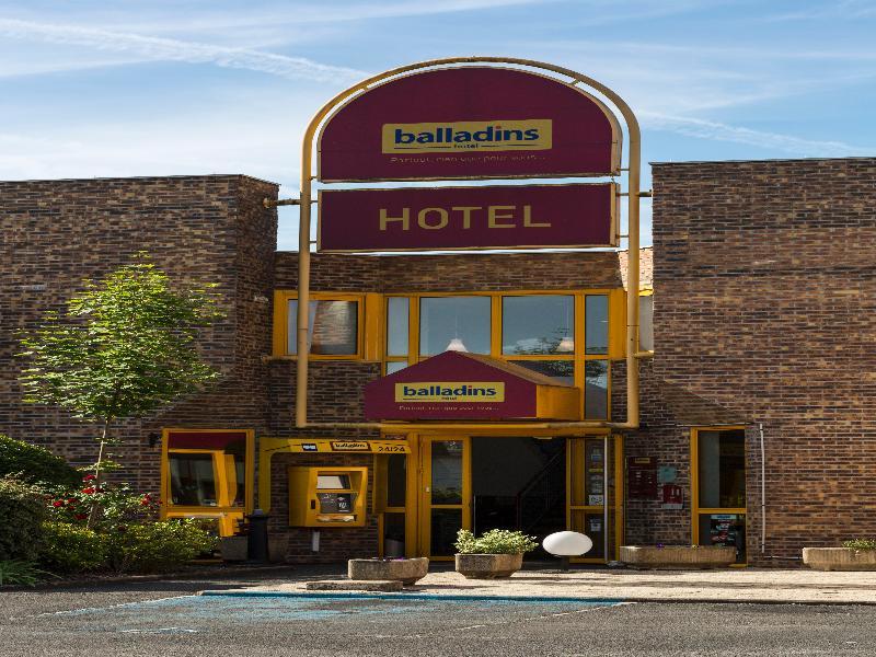 Brit Hotel Essentiel Tours Nord Exterior foto